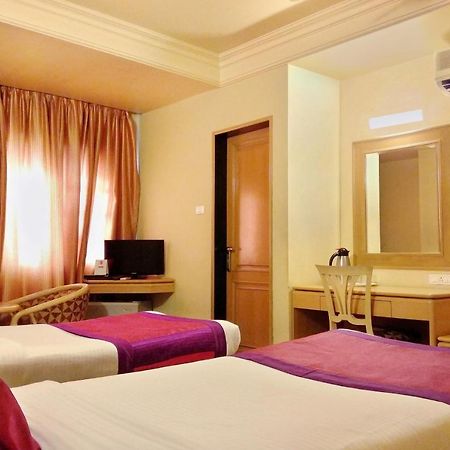 Capital O 333 Hotel Crystal Homes Bengaluru Zewnętrze zdjęcie