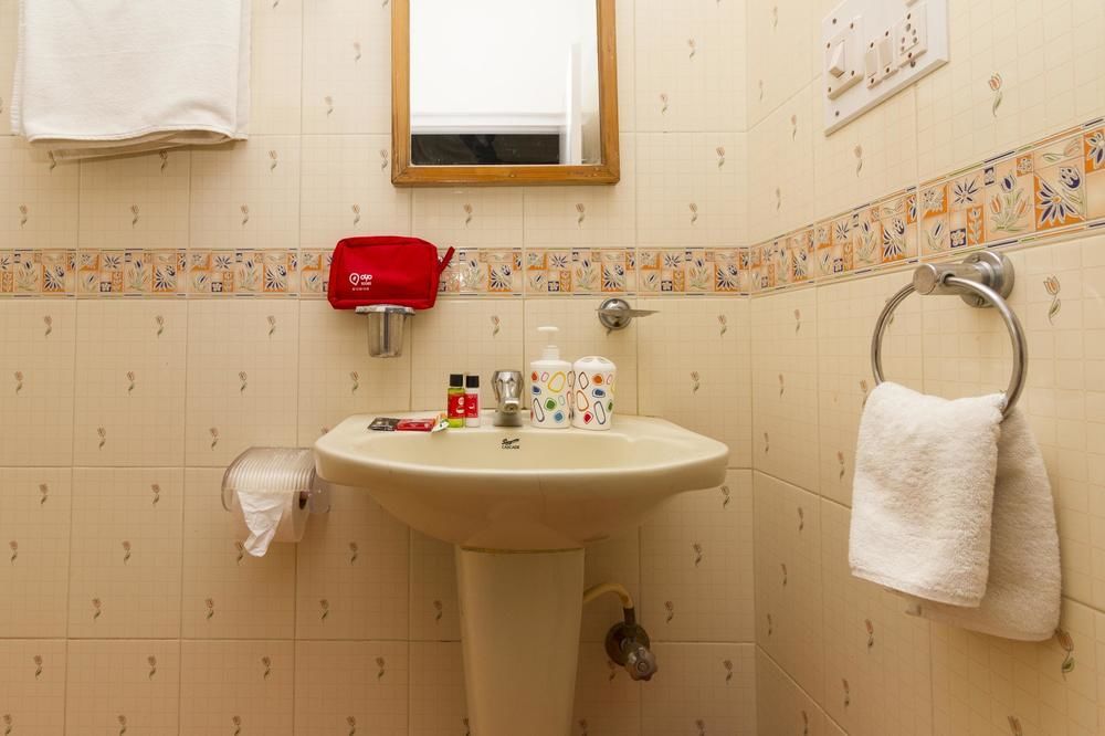 Capital O 333 Hotel Crystal Homes Bengaluru Zewnętrze zdjęcie